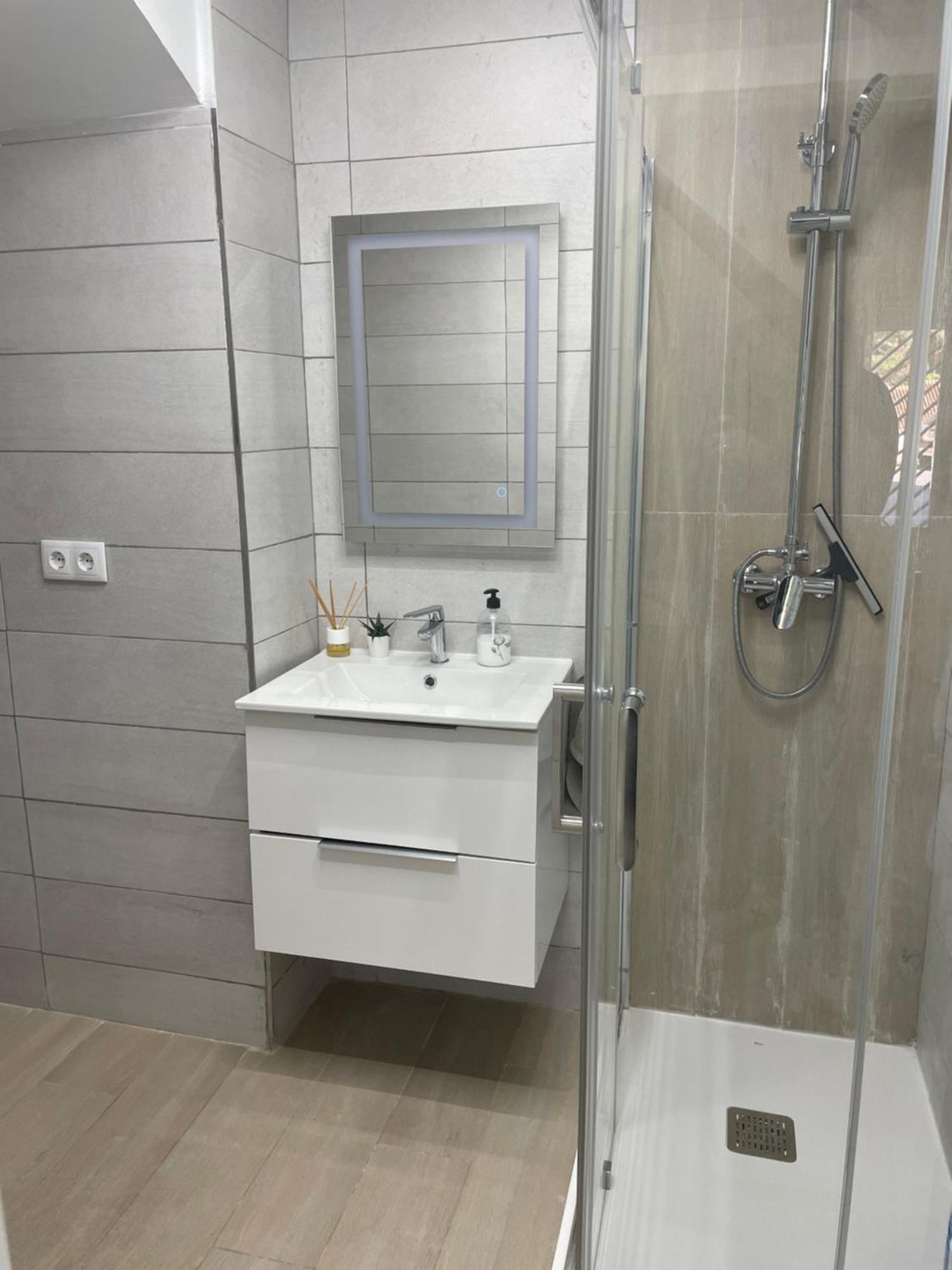 Planta Baja Moderna Y Nueva A Estrenar En El Centro Ciudad 2 Habitaciones Y 2 Banos Έλτσε Εξωτερικό φωτογραφία